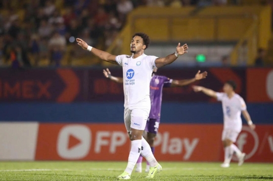 Xuân Son和南定队以一项统计数据震惊了整个东南亚。