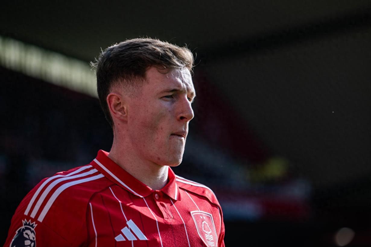 曼彻斯特两大豪门竞逐安德森 身价估值突破七千万英镑 曼城视其为罗德里替代者