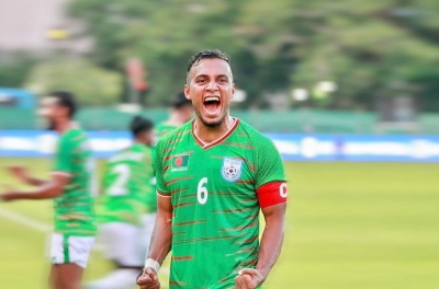 越南队的对手曾遭四枪射击，其中一发子弹擦过心脏