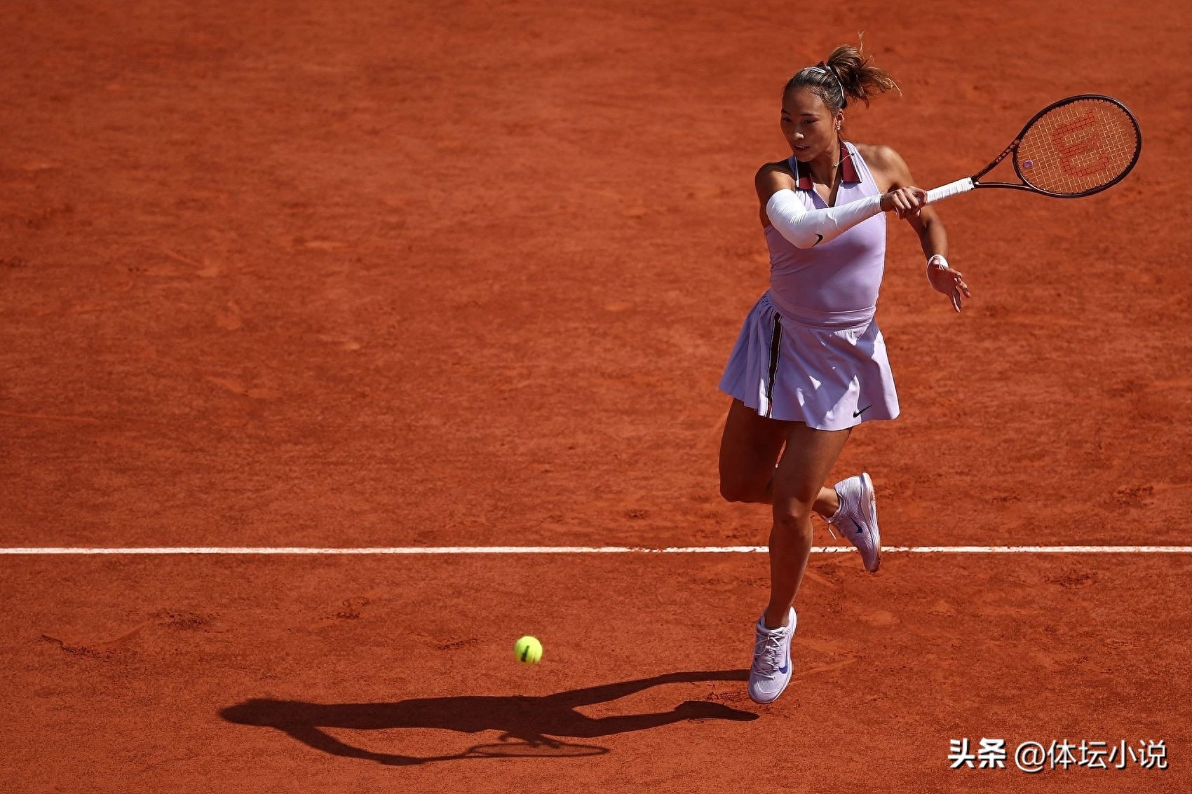 直播正在进行！WTA1000马德里公开赛：郑钦文对阵肯宁，0-1落后形势危急