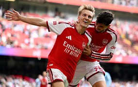 预测那不勒斯对阵阿森纳,比赛时间为9月10日凌晨2点,欧冠联赛阶段。
