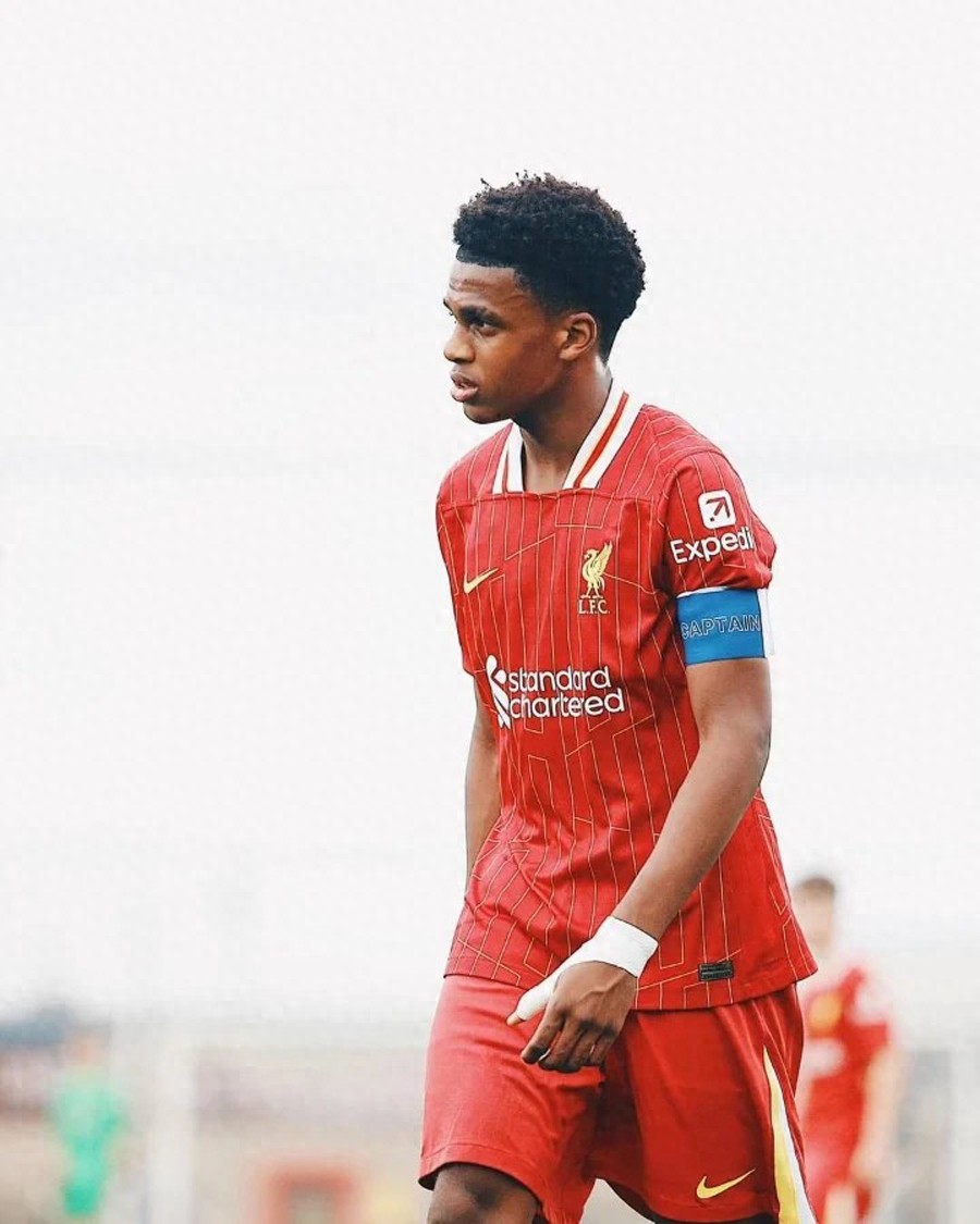 曼联有意引进利物浦青训营中的“小穆夏拉”！纽卡斯尔拒绝吉马良斯转会报价，若想购买需提高金额