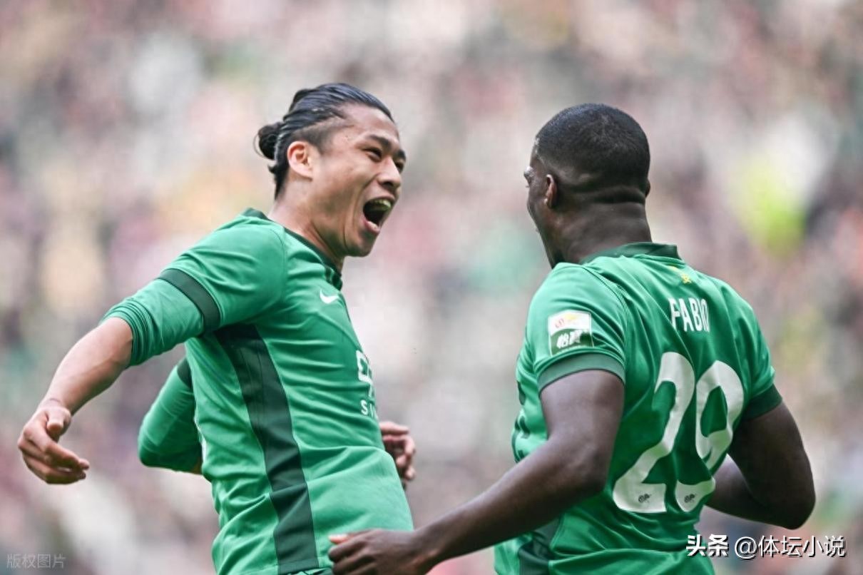 情商真高！国安新任主帅本轮赛后发布会的一个举动，让球迷们立刻竖起大拇指