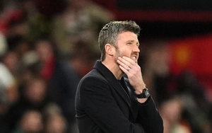 卡里克因利桑德罗·马丁内斯的红牌对裁判感到愤怒，曼联考虑提出申诉