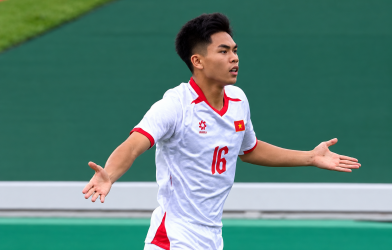 科威特球迷在即将被越南U23淘汰出亚运会时反应激烈