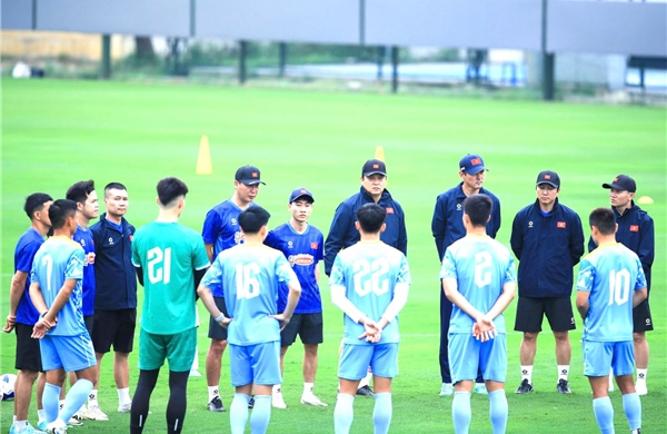 越南国家队对阵孟加拉国家队：瞄准双重目标