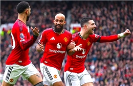 Carrick正在塑造红魔的独特风格