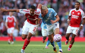 英超冠军争夺战：阿森纳与曼城均掌握主动权