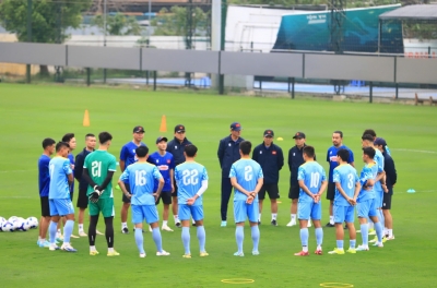 越南国家足球队首次训练仅有区区十名球员到场