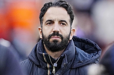 鲁本·阿莫林在被解雇前曾收到穆里尼奥的短信提醒