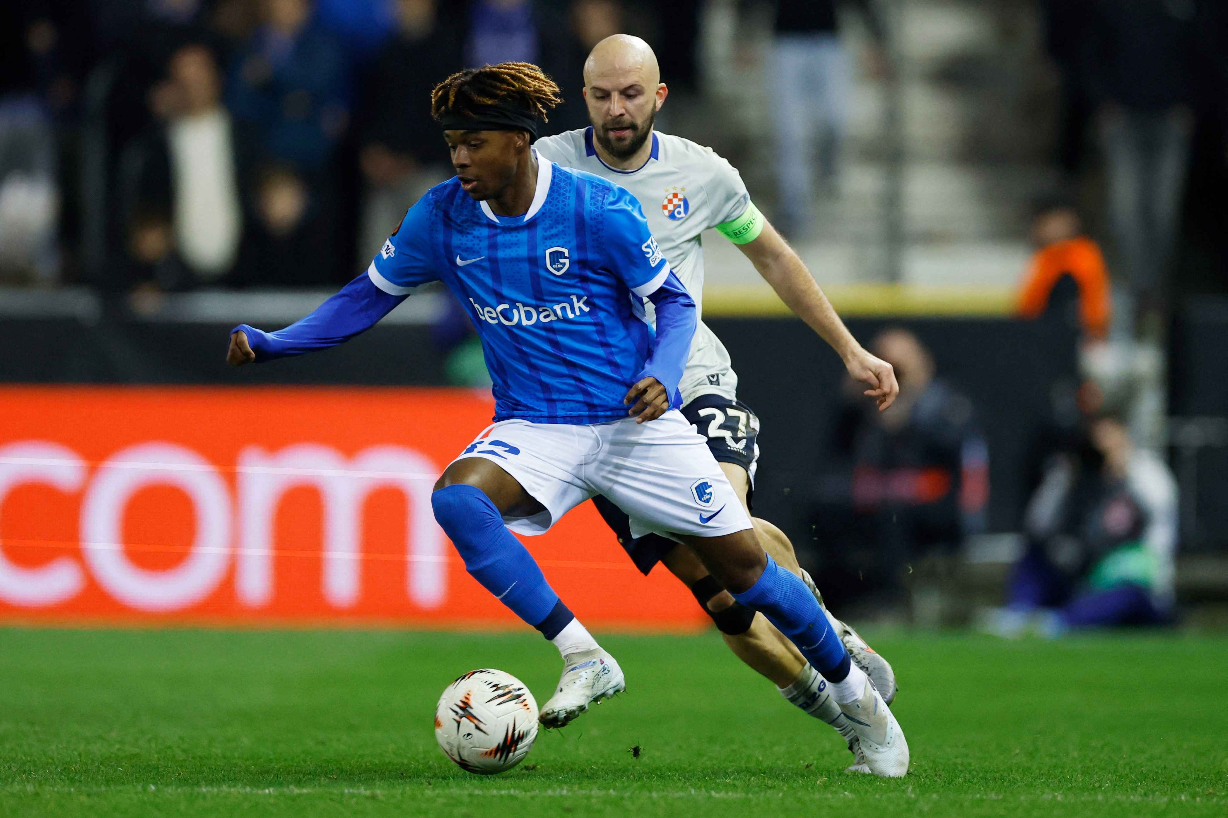 亨克在加时赛中两度破门，力克萨格勒布迪纳摩，晋级欧联杯