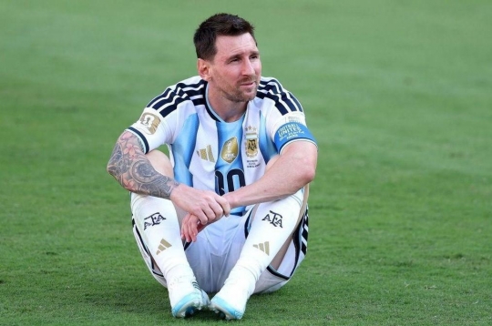 FIFA给阿根廷退役梅西10号球衣一事设置障碍