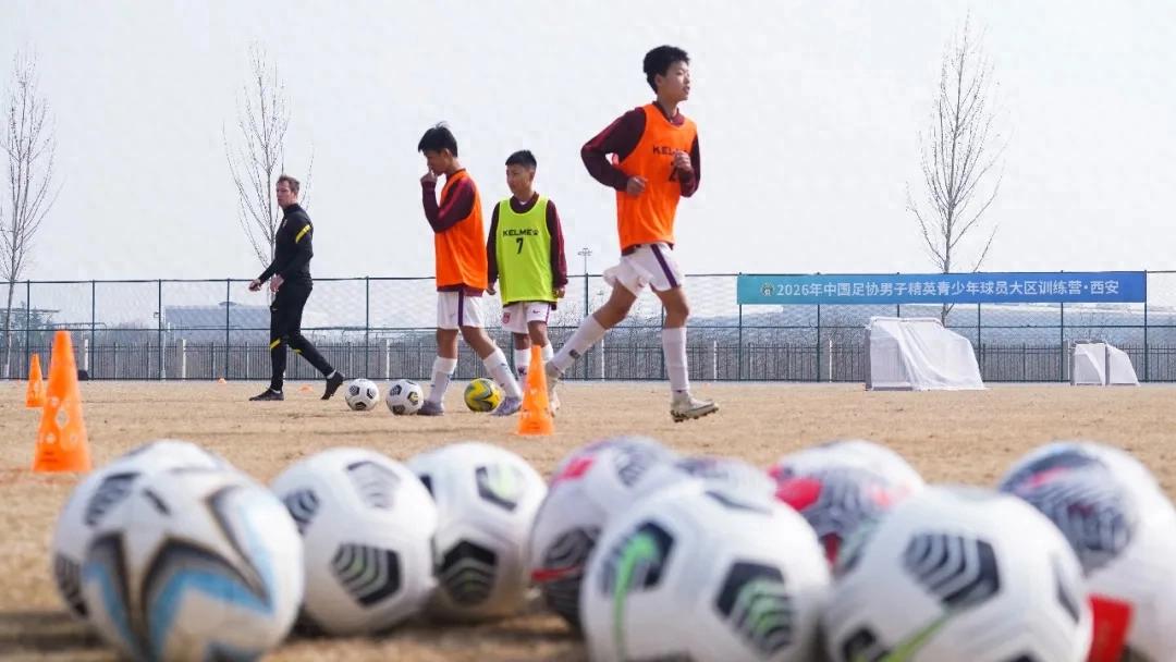 西北少年的足球梦，在此处寄托