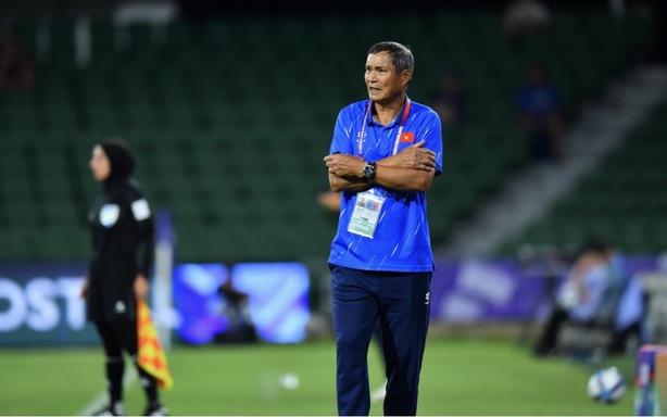 主教练梅德忠表示：“虽被追平，但越南队并未动摇。”