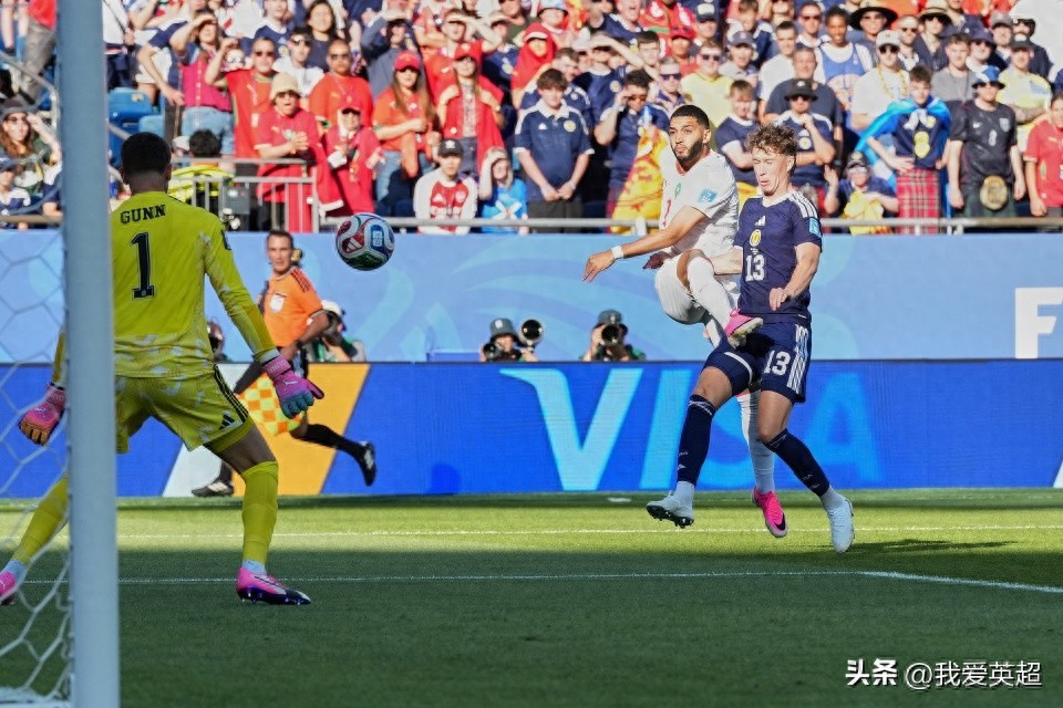 摩洛哥上半场1-0领先苏格兰：拜仁新援连续两场进球，70秒闪电破门创赛事最快纪录
