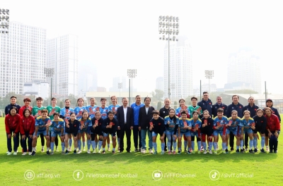 越南女足在春节前获得精神上的激励