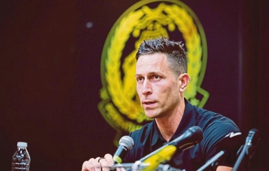 马来西亚国家队首席执行官对亚足联处罚意外表态，强调将专注于对阵越南的比赛