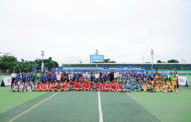 2026年女子U13足球节开幕，8支青少年球队在同塔省同场竞技