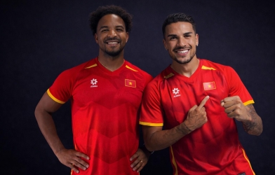 阮春山直言在越南国家队与黄亨搭档之事