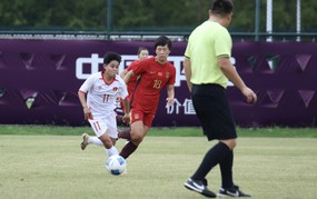 越南足球今日热点 17/9:越南女足对阵日本困难重重;越南U23练习射门