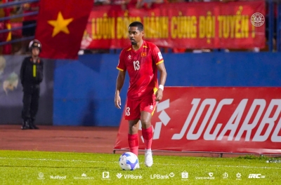 旅法越侨在被越南国家队除名后意外发声后意外表态