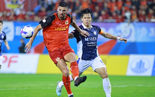 越南联赛让球迷感到惊讶