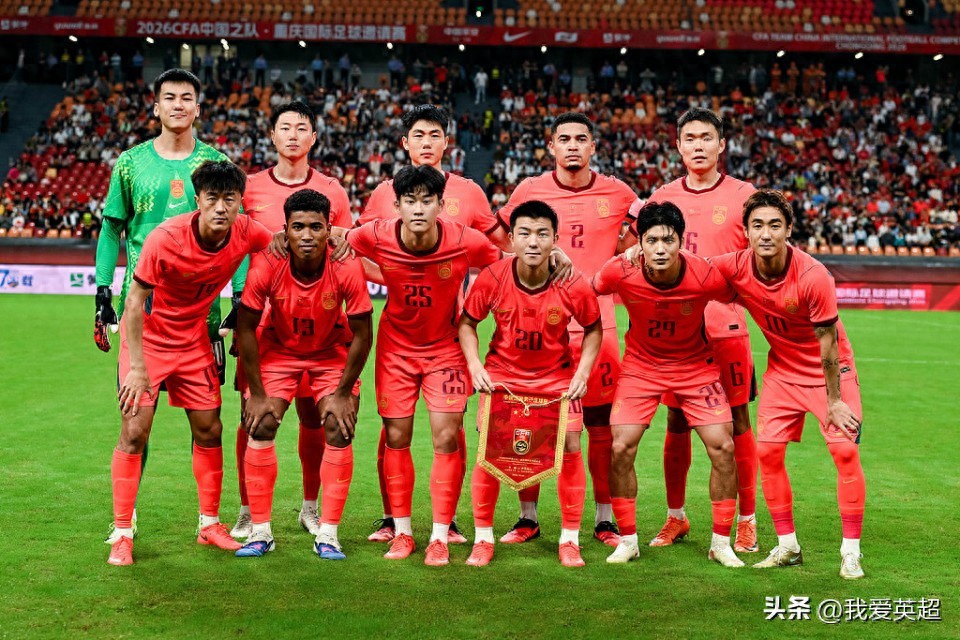 溃败！国足上半场0-3落后巴勒斯坦，刘洋两度失误送礼，陶强龙错失单刀良机