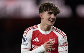 阿森纳可能在关键阶段失去16岁的天才球员，因为他需要专注于中学考试。