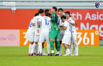 泰国球迷齐呼越南U23名字，因球队99%锁定亚运会八强席位