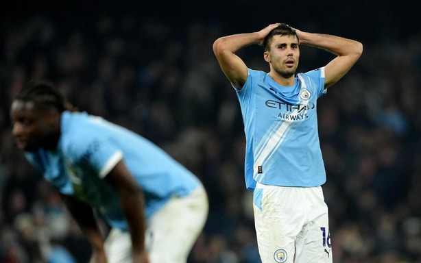 英超冠军争夺战：曼城时代终结？