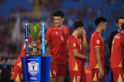 官方:越南国家队历史上最高的中后卫无缘国际足联东盟杯