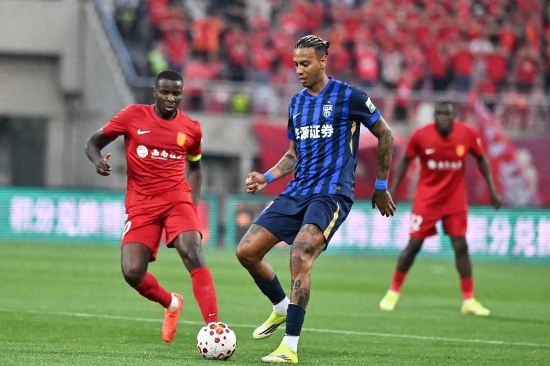 连续多场比赛开局即崩盘，武汉三镇的保级警报已全面响起！