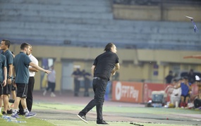 越南电信体育队教练被罚款2000万越南盾，并禁止指挥四场比赛