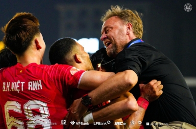 主教练波尔金表示：“对于CAHN来说，谈论冠军还为时过早。”