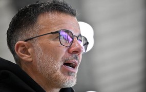 主教练安东尼·哈德森:“泰国队的目标是夺得FIFA东盟杯冠军”