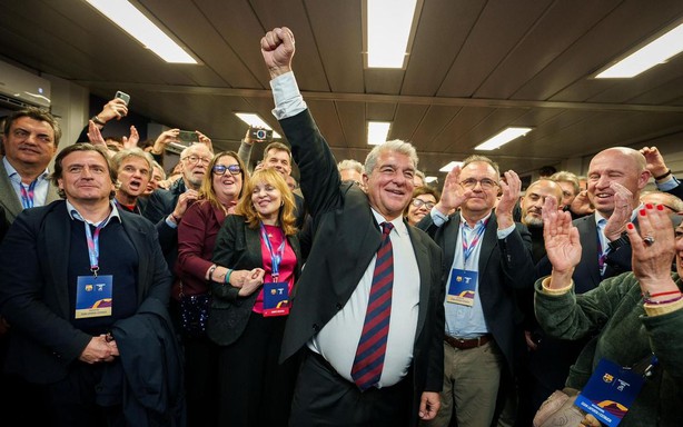 琼·拉波尔塔以压倒性优势再次当选巴塞罗那主席