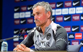 路易斯·恩里克在欧冠四分之一决赛次回合对阵利物浦前警告巴黎圣日耳曼