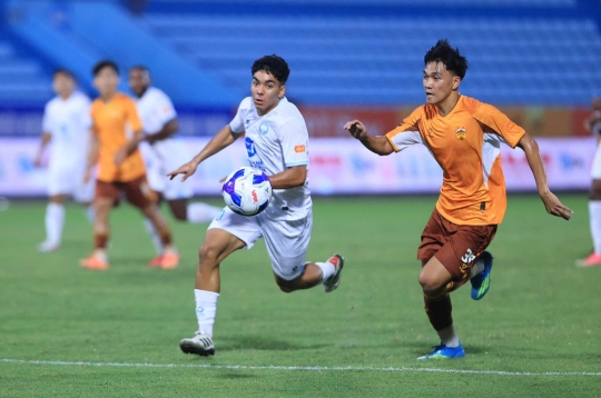 加拿大越侨球员在V.League首秀后动情发声