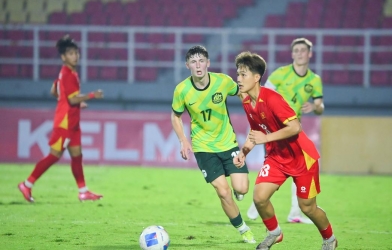 泰国球迷因越南U16队首战不敌澳大利亚而炸锅