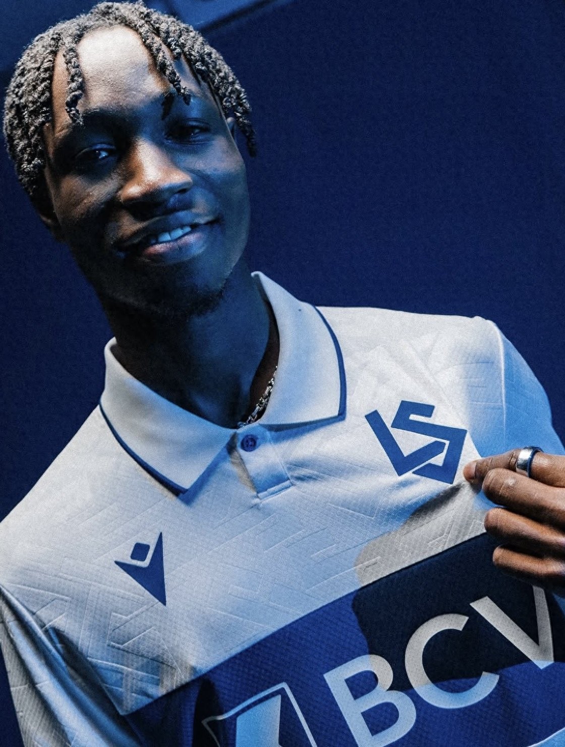 曼联将年轻新星租借出队，却未将其列入欧战名单！俱乐部对此非常愤怒，连拉爵自己都没有用上这名球员