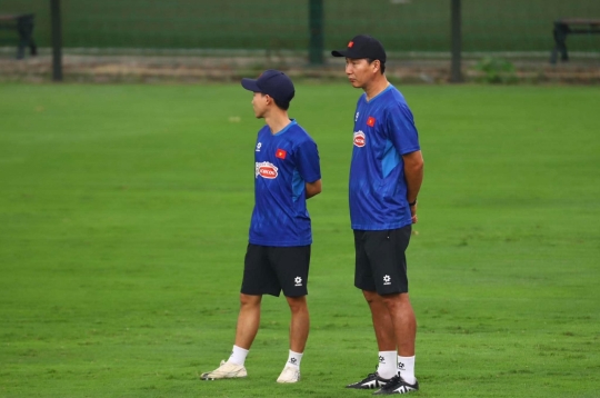 HLV Kim Sang-sik 在关键对决前迎来重要好消息