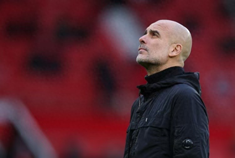 缺乏超级巨星的瓜迪奥拉等同于平庸主帅 巴萨拥有梅西 曼城拥有德布劳内 拜仁未获欧冠