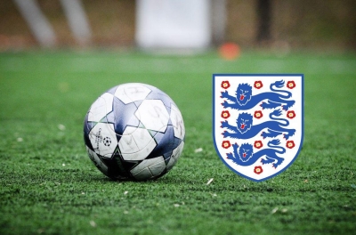 英超俱乐部正式向足协申请“降级”