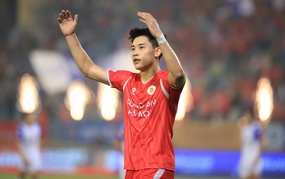 越南足球今日热点（4月27日）：丁北在V联赛创纪录后保持谦逊；越南U17国家队备战亚洲U17锦标赛决赛圈