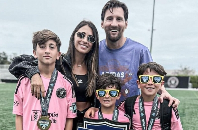 梅西再添荣誉，与迈阿密国际共获新成就