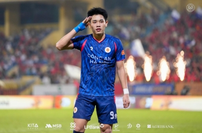 越南联赛第十七轮：引人瞩目的胜利