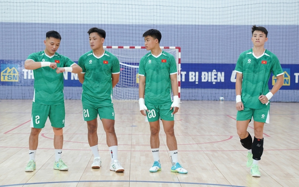 阿根廷主帅欣喜世界杯英雄重返越南国家队