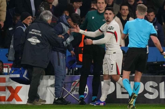 热点：欧足联启动调查切尔西球星在欧冠联赛中的争议事件