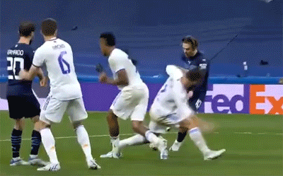 昨天四场比赛简要回顾:皇马3-1战胜曼城、弗拉门戈、多伦多、博卡青年等赛事