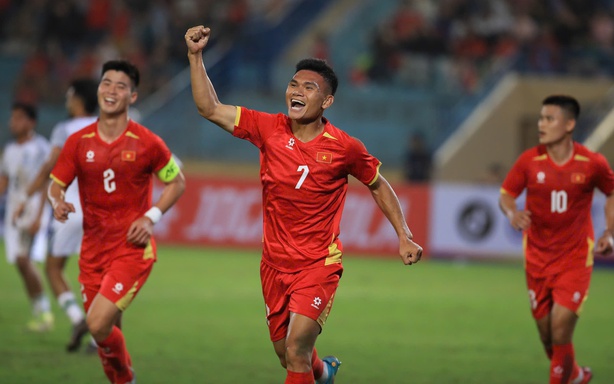 越南队对阵马来西亚：为“大战”做好准备